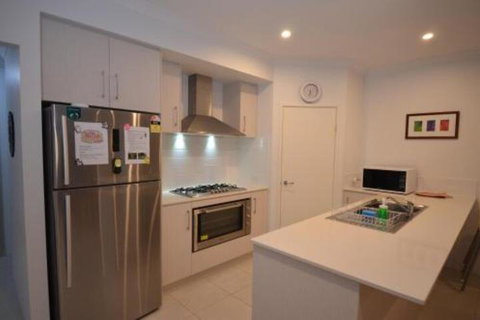 Park View Modern House - Kingaroy Accommodation 3