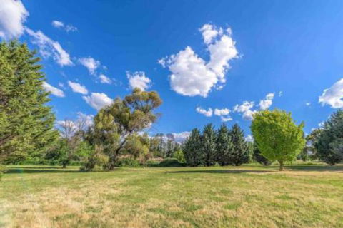 Luxurious Home On 5 Acres Close To CBD Sleeps 18 - Kingaroy Accommodation 2