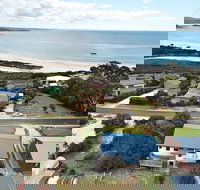 Lazy Wave Beach House - Kingaroy Accommodation