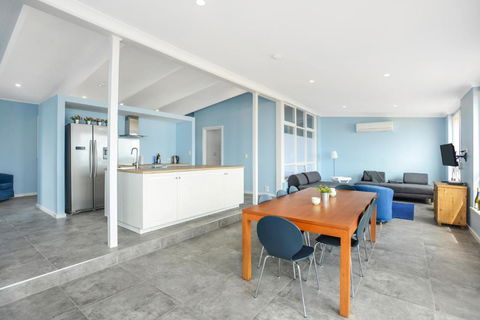 Salomon Sea Haus Sellicks Beach - Kingaroy Accommodation 3