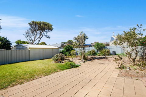 Salomon Sea Haus Sellicks Beach - Kingaroy Accommodation 1
