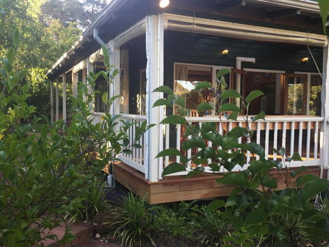 Lakeside Garden Chalet - Kingaroy Accommodation 6