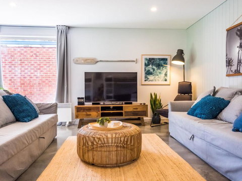 Pandanas Apartments 17A Mollymook Beach - Kingaroy Accommodation 3