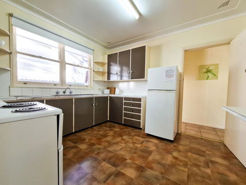 GOLF 39 MOLLYMOOK BEACH - Kingaroy Accommodation 1