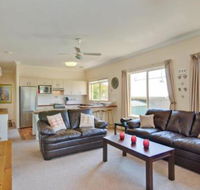 Just 4 Fun - Kingaroy Accommodation