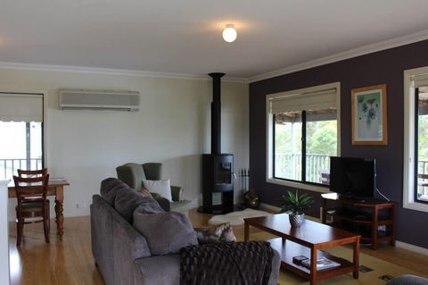 Waterside View - Kingaroy Accommodation 2