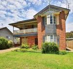 The Crescent Pet Friendly 1 Min to Beach - Kingaroy Accommodation