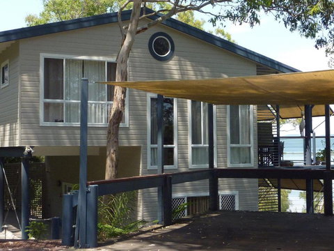 Green Point Lakehouse - Kingaroy Accommodation 5