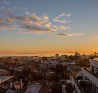 107light Filled Cozy Apt in the Heart of St. Kilda - Kingaroy Accommodation