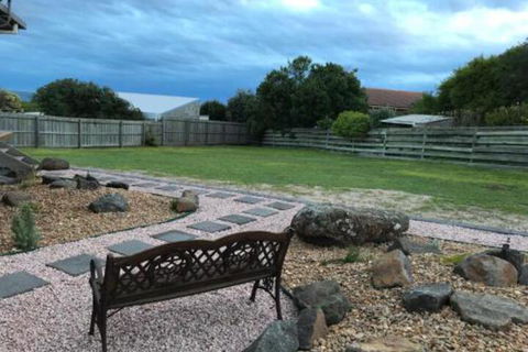 OCEAN BREEZE - Kingaroy Accommodation 0