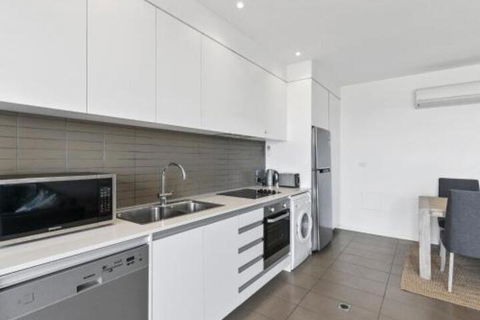 WATERFRONT SEVEN In The Heart Of Lorne - Kingaroy Accommodation 4