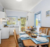 Crystal Blue views across the bay - Kingaroy Accommodation