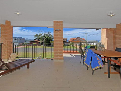 CShells On Quay Perfect Location & Great Views - Kingaroy Accommodation 2