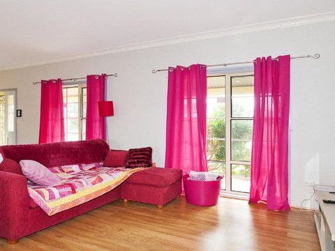 Life Of Riley & Darcey Ideal For Pets - Kingaroy Accommodation 5