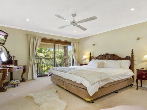 Lumina Luxury Comfort & Lots Of Style - Kingaroy Accommodation 4