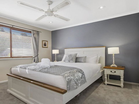 Lumina Luxury Comfort & Lots Of Style - Kingaroy Accommodation 2