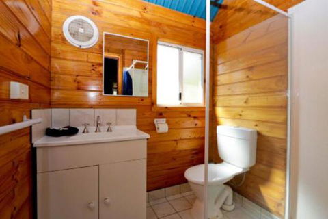 Sunnyhurst Chalets Rural Stay - Kingaroy Accommodation 7