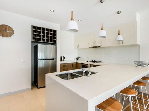 NORTH POINT RETREAT MORNINGTON - Kingaroy Accommodation 3