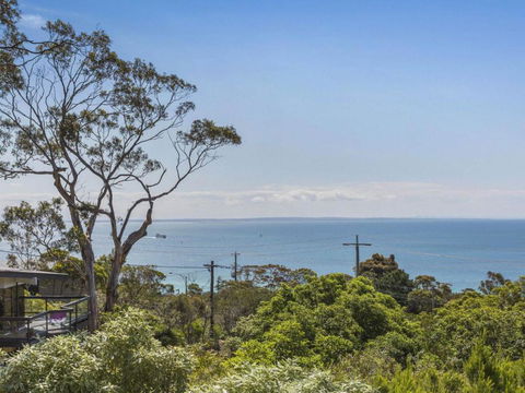 VIEWS At MCCRAE..... - Kingaroy Accommodation 2