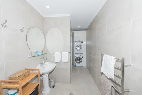 Kiama - Kingaroy Accommodation 2