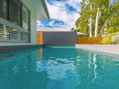 CANOPY HOUSE At PALM COVE - Kingaroy Accommodation 4