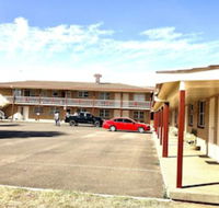 Overlander Motor Lodge - Kingaroy Accommodation