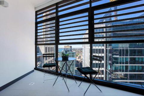 CITY HIGH Hosted By: LAbode Accommodation - Kingaroy Accommodation 6