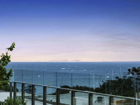 SEA TEMPLE MORNINGTON - Kingaroy Accommodation 1
