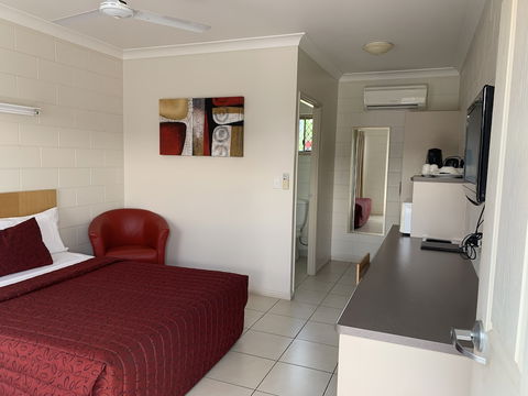 Collinsville Motel - Kingaroy Accommodation 6