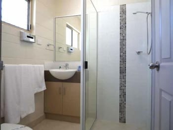 Collinsville Motel - Kingaroy Accommodation 5