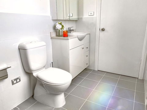 Commercial Hay Hotel - Kingaroy Accommodation 6