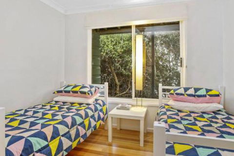 SEAVIEW Ocean Views From A Modern Townhouse - Kingaroy Accommodation 7