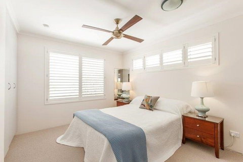 Home Away From Home With Sweeping Ocean Views Unit 12 60 Peregian Esplanade - Kingaroy Accommodation 4
