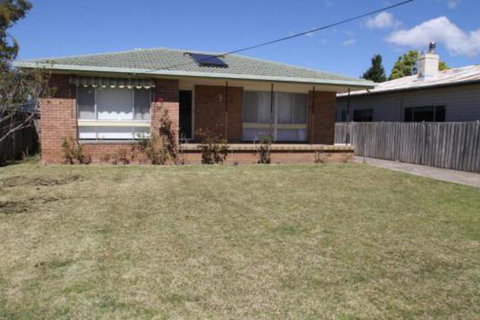 Family Getaway In Sussex - Kingaroy Accommodation 0