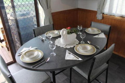 OMARU FARM STAY - Kingaroy Accommodation 4