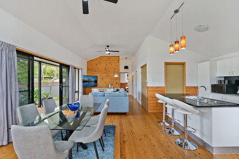 Newcastle Short Stay Apartments - Glebe Road Adamstown - Kingaroy Accommodation 4