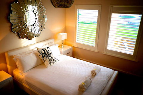 Cottesloe Sakura Blue Apartment - Kingaroy Accommodation 0