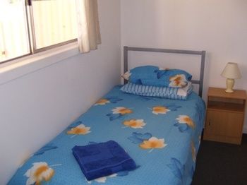 Aussie Bacon & Eggs Cottages - Kingaroy Accommodation 4