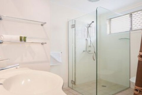 La Plage - Kingaroy Accommodation 4