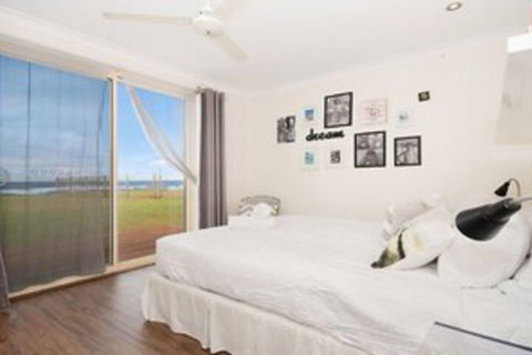 La Plage - Kingaroy Accommodation 3