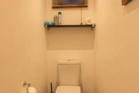 Bright & Spacious 2 Bedroom Apartment In Windsor - Kingaroy Accommodation 4