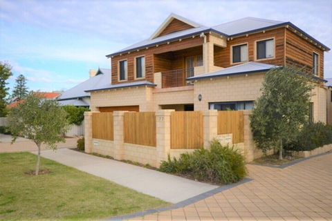 Terrific Townhouse - Kingaroy Accommodation 3