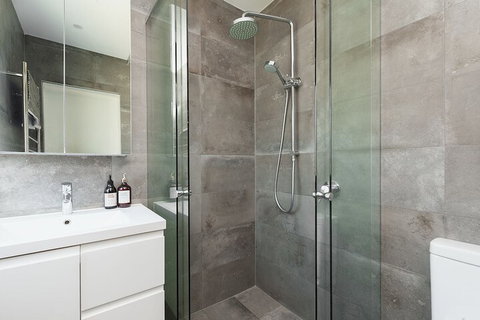 Large Family Home Bondi - Kingaroy Accommodation 3