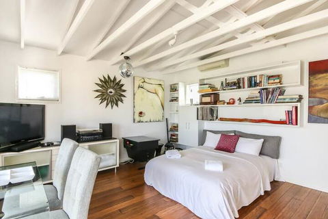 Architecturally Designed Studio 10 Minutes To CBD - Kingaroy Accommodation 5