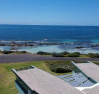 Boathouse nearly in the water  wonderful views - Kingaroy Accommodation
