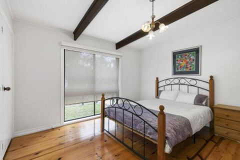 THE BEACH HIVE PET FRIENDLY (OUTSIDE ONLY) INLET SIDE - Kingaroy Accommodation 2