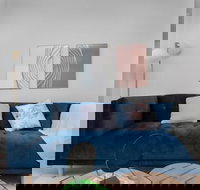 The Lively City 2bed 2 Bath APT footscray - Kingaroy Accommodation