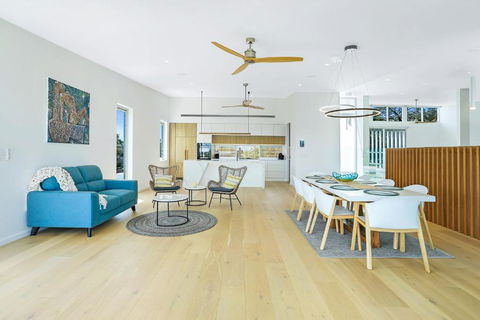 Magnificent Views On Arkana Noosa Heads - Kingaroy Accommodation 3