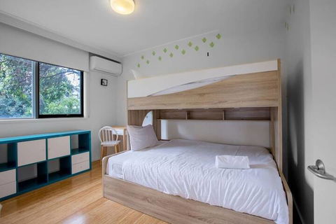 Comfy Holiday House With Pool@rosanna - Kingaroy Accommodation 1