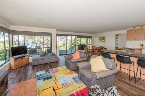 Allure - Kingaroy Accommodation 5